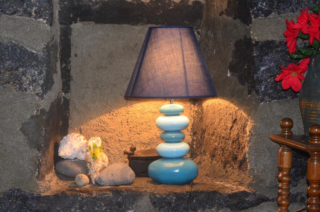 Join Our Relaxed House Near The Beach - Mosteiros Mosteiros  Dış mekan fotoğraf